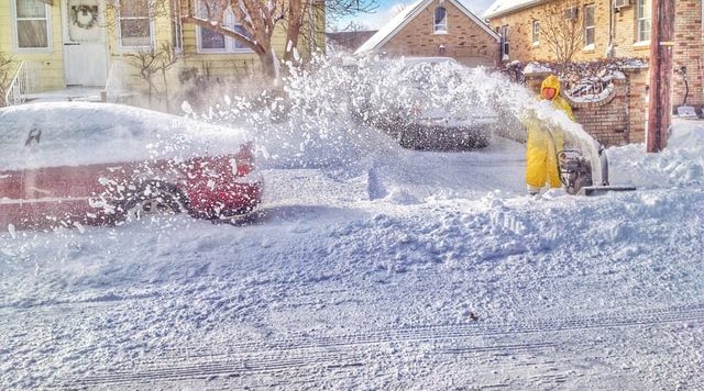 cub cadet snowblower oil type