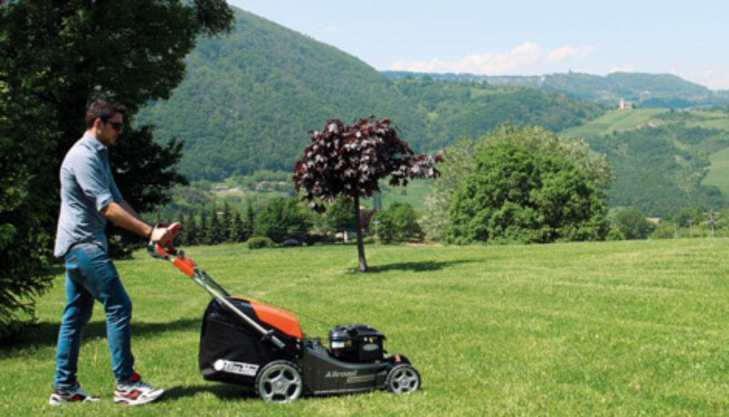 Lawn Mower in the High-Altitude Region