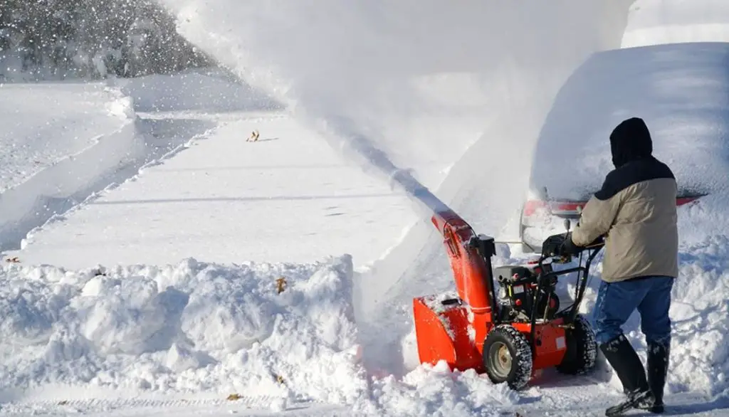 What to Look For in a Snow Blower